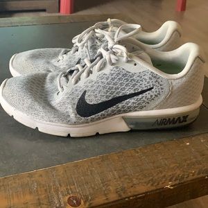 Nike air max sequent 2 size 10.5 men’s